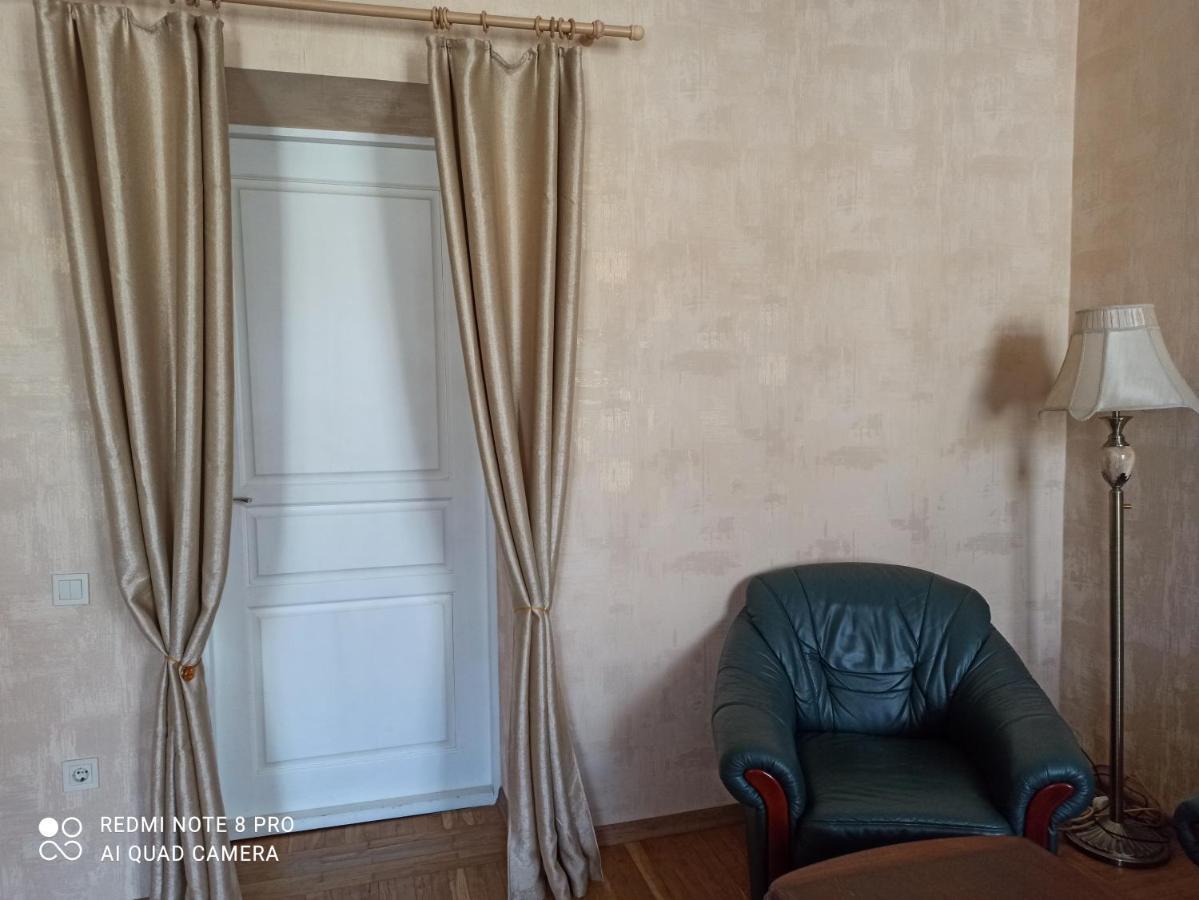 Comfort Near Opera Theater Odesa Exterior photo